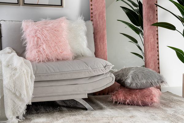 Discover Timeless Love with Royal Furniture's Gift Guide This Valentine’s Day