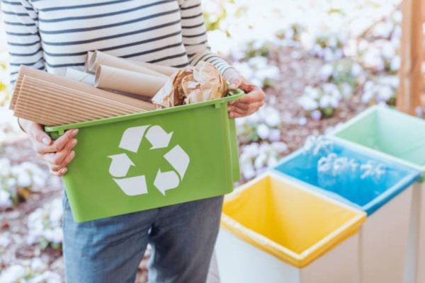 A Guide to Recycling in Dubai: Plastic, Cans, Metal & more