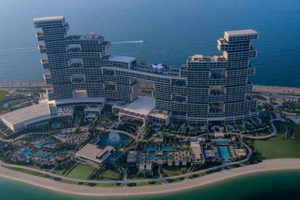 Atlantis The Royal Earns Five-Star Rating in Forbes' 2024 Star Awards