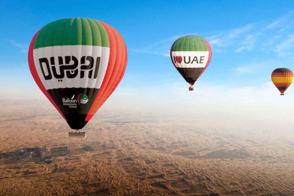 Hot Air Balloon Rides in Dubai: Packages, Prices & More!