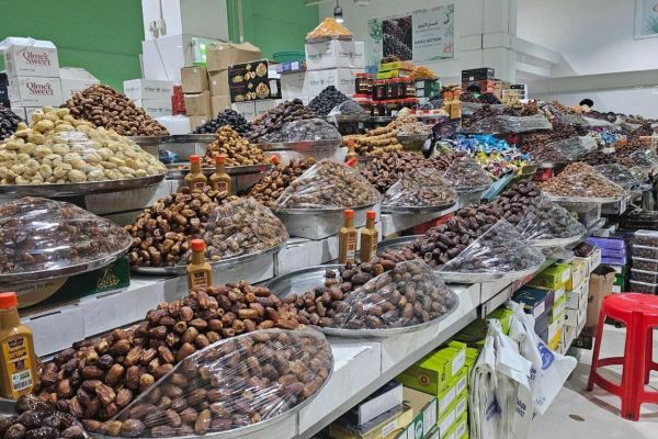 Dates from Dh5 in UAE: Prices Drop by 40% Ahead of Ramadan Rush