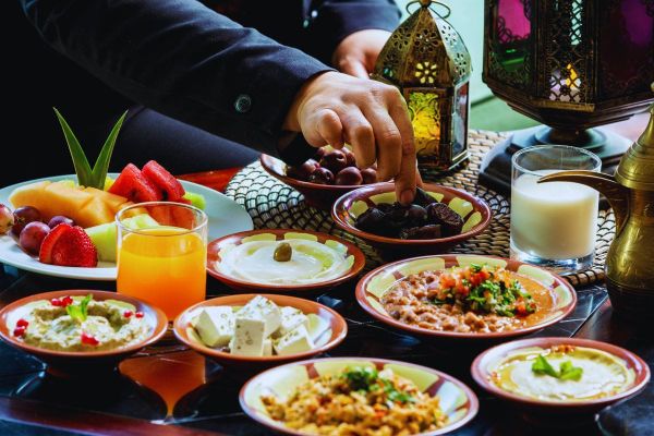 Ramadan Recharged: A Guide to Healthy Fasting