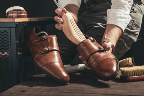 Sole and Style: Discover Dubai's Best Places for Customized Bags and Shoes