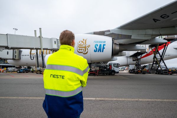 Emirates Launches Sustainable Aviation Fuel Activation with Flights from Amsterdam Schiphol Airport