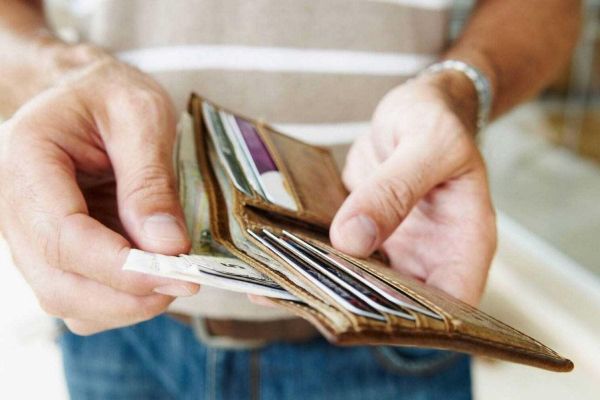 Understanding UAE Labor Law: 6 Salary Payment Structures to Enhance Wage Flexibility