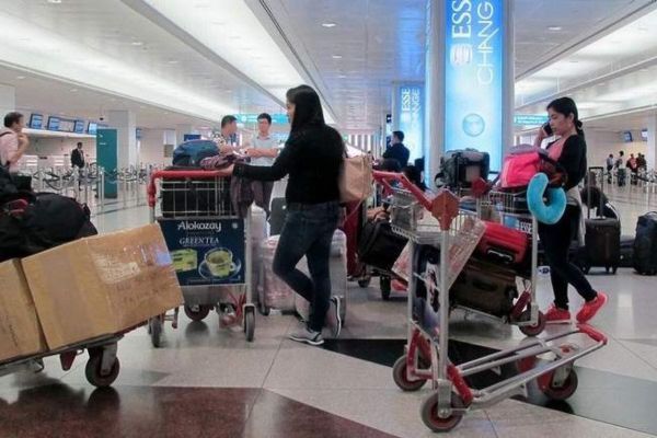 UAE Summer Travel Rush: Skip Airport Check-in Queues for Free With These Tips