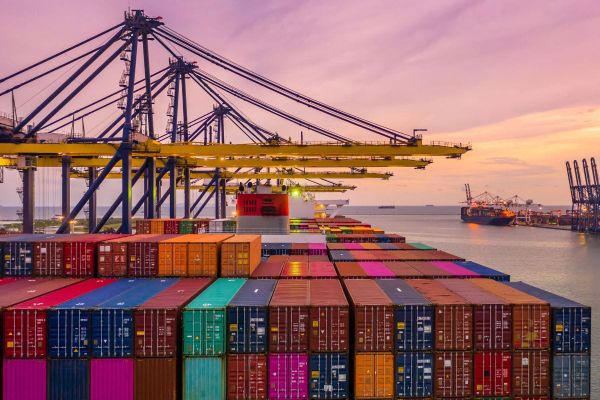 Dubai Customs Unveils Blockchain Platform to Revolutionize Trade Efficiency and Transparency