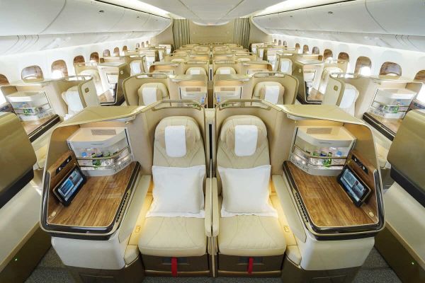 Emirates Expands Premium Economy Offering with Newly Retrofitted Boeing 777s to Zurich and Riyadh