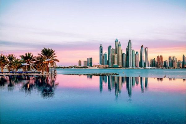 Discover Dubai's Best Hotel Pools