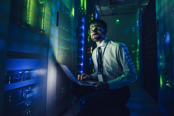 Middle East Data Centre Market Surges with AI and Sustainable Practices