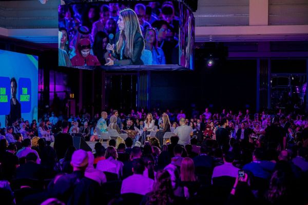 1 Billion Followers Summit Announces Ticket Packages for January 2025 Event