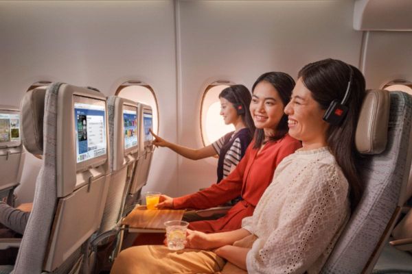 Emirates Partners with Spotify to Enhance Inflight Entertainment