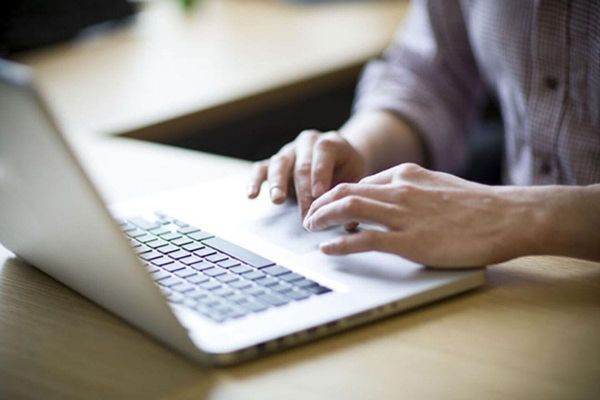 UAE: How Residents Can Report Smuggling and Submit Crime Tips for Safer Communities