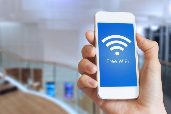 Dubai Expands Free WiFi Service to More Bus Stations