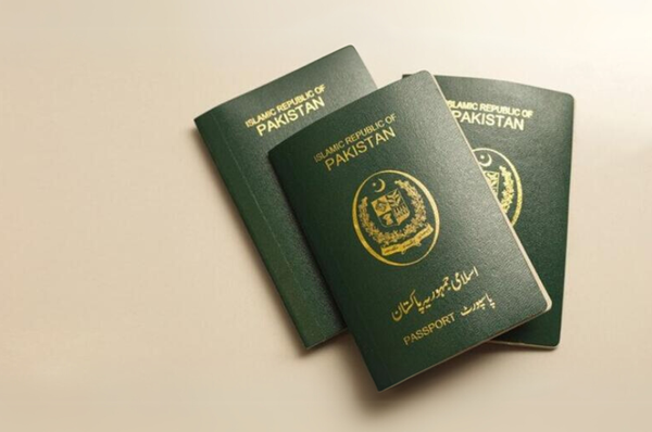 Pakistani Travellers to UAE Now Require Police Verification