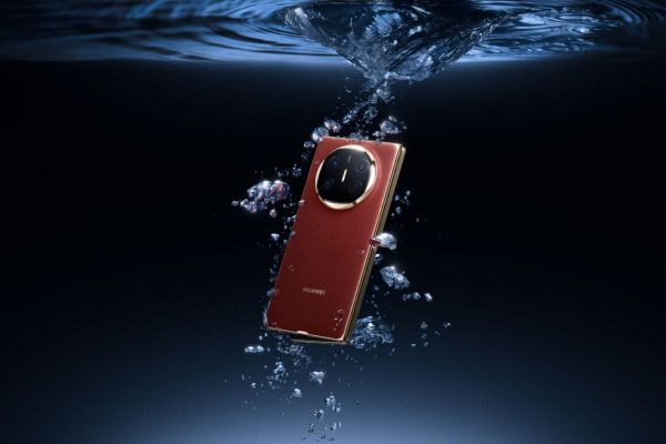 The Extremely Thin & Durable Foldable Flagship HUAWEI Mate X6 Arrives in UAE