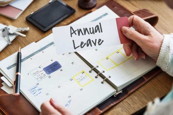 UAE: Are Employers Allowed to Enforce Submitted Annual Leave Plans on Employees?