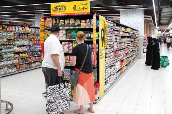 UAE Residents Embrace Early Ramadan Discounts to Save Big