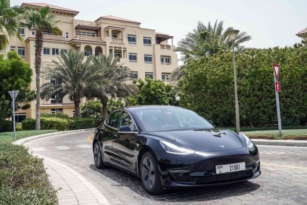 Dubai’s Luxury Transport Sector Sees 44% Surge in Trips in 2024