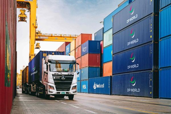 DP World and Einride Launch Electric Freight Solution at Jebel Ali Port to Drive Sustainable Logistics