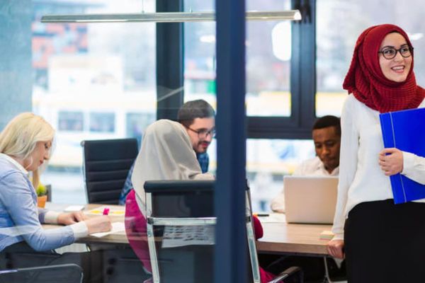 UAE Labour Law: Working Hours, Leave, Overtime, and Employee Rights