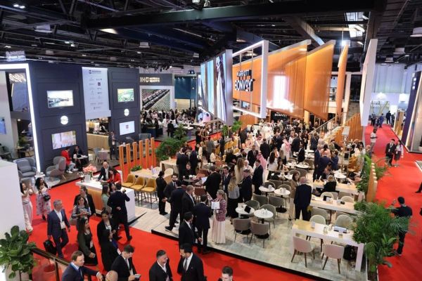 UAE Tourism Leaders Highlight Impact of Major Events on Economic Growth at Arabian Travel Market