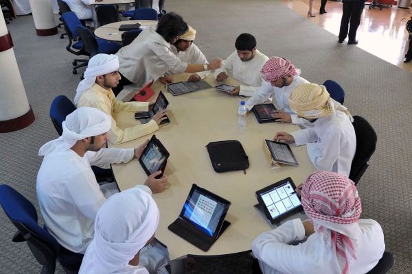 UAE Experts Support Dialect Ban for Non-Emiratis to Help Children Use Proper Language