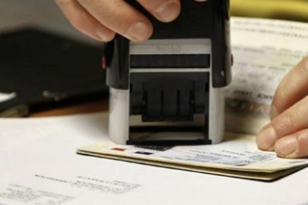 UAE Resumes Five-Year Multiple-Entry Tourist Visas for Pakistanis