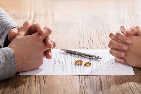 UAE: How Muslim Women Can File for Khula and Start Divorce Proceedings