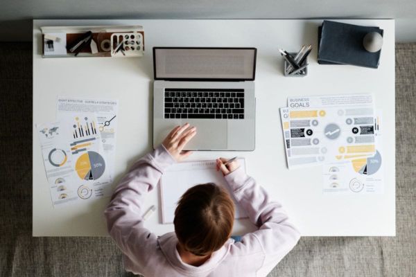 Work Smarter, Live Better: Productivity Hacks for Dubai’s Busy Professionals