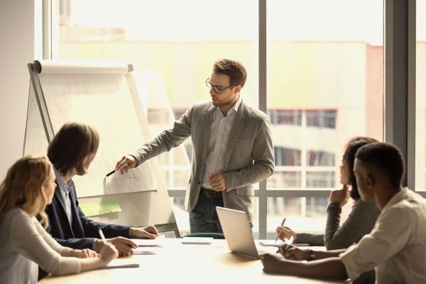 The Rise of Fractional Leadership in Dubai and Why Companies Should Embrace It