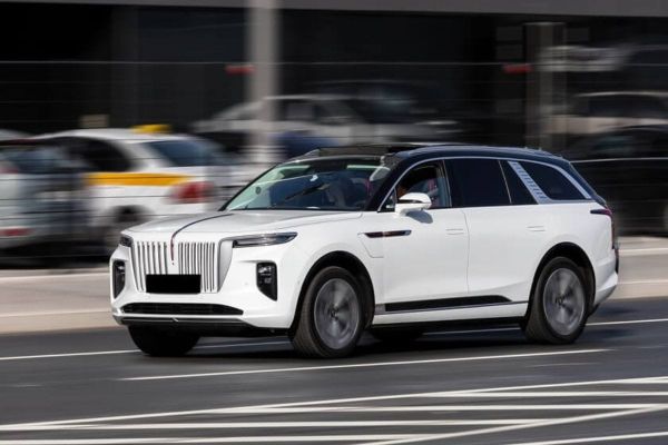 Top 5 Chinese Luxury Alternatives in the UAE: 2026 Price & Feature Comparison