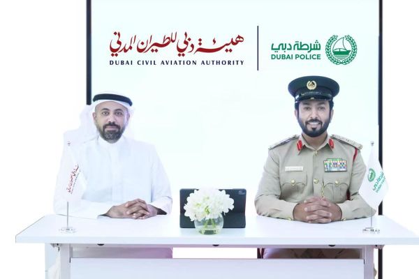 Dubai Police and DCCA Sign Agreement to Regulate Parachute Activities and Enhance Air Safety