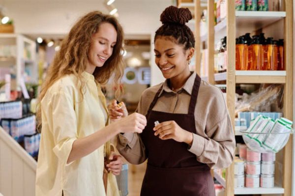 How Experiential Pop-Ups Are Transforming Skincare Shopping in Dubai