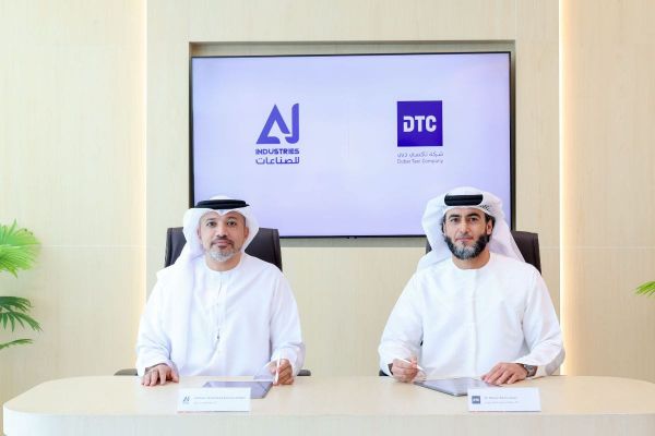 Dubai Taxi Company Signs MoU with AJ Industries to Expand Mobility Services in Ajman