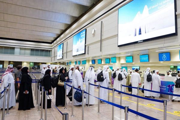 Dubai Welcomes Home Hajj Pilgrims With Special Passport Stamp and Heartfelt Reception
