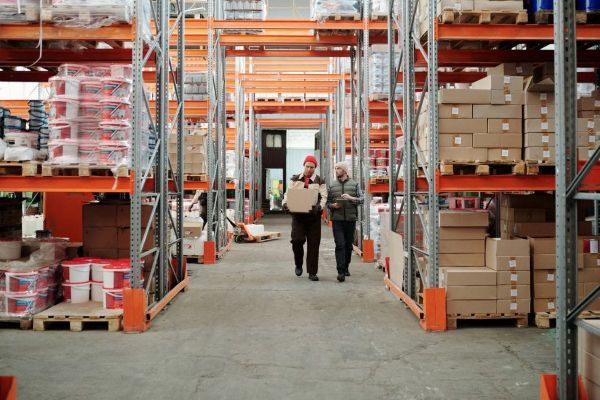 Micro-Warehousing: The New Fulfillment Strategy for Faster UAE Deliveries
