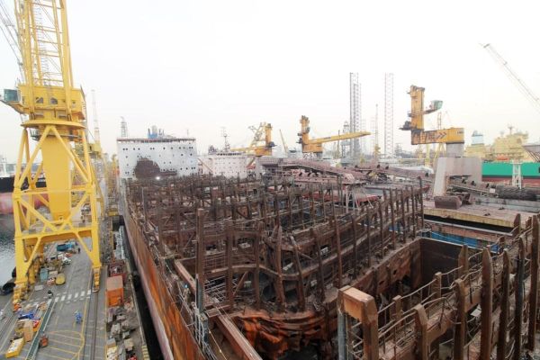 Drydocks World Completes Major Ship Recycling Project Recovering 20000 Tonnes of Material