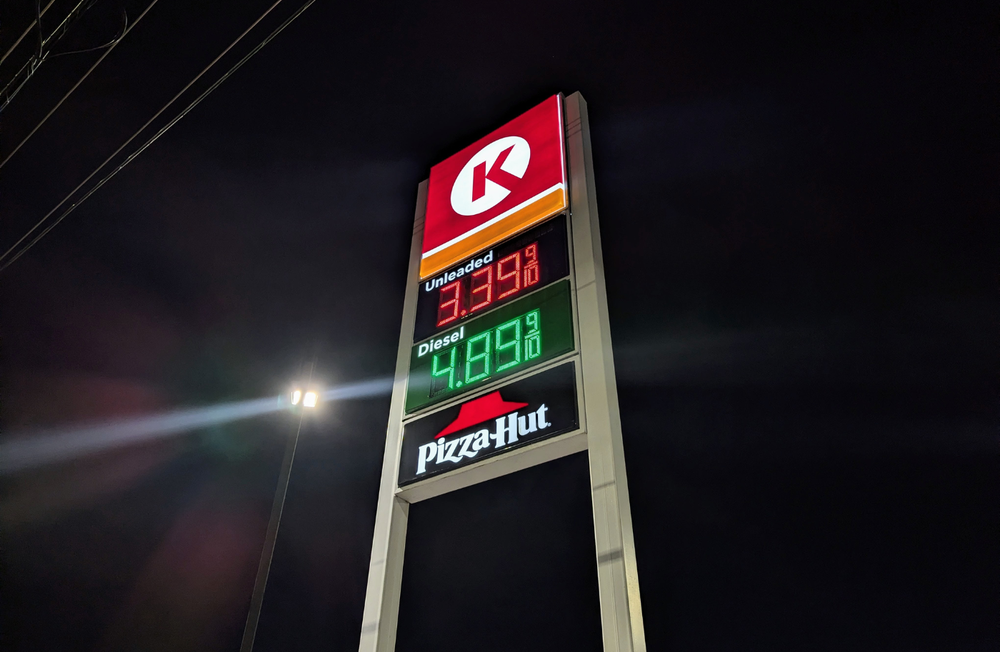 Diesel Shock: Alabama Businesses and Consumers Face Soaring Costs Following Iran Invasion