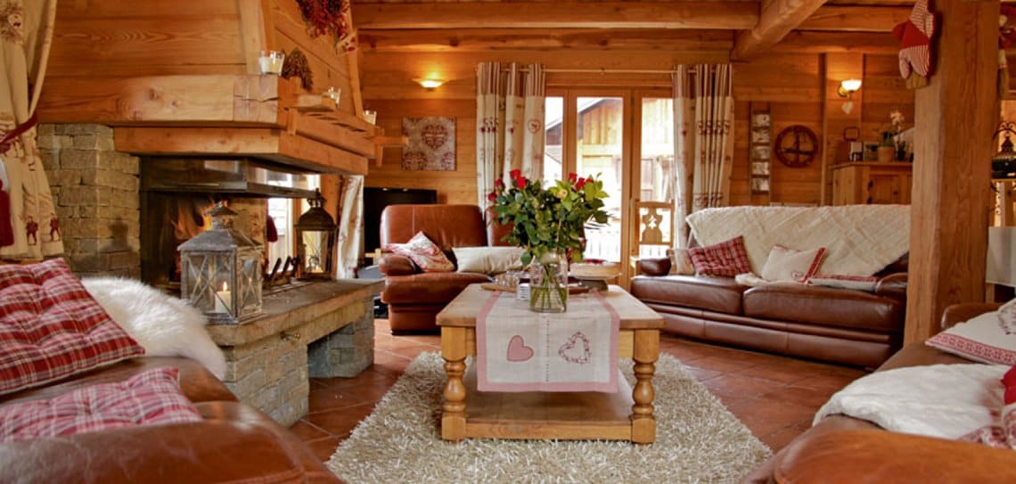 The Benefits of a Chalet Ski Holiday vs Hotel Ski Holiday