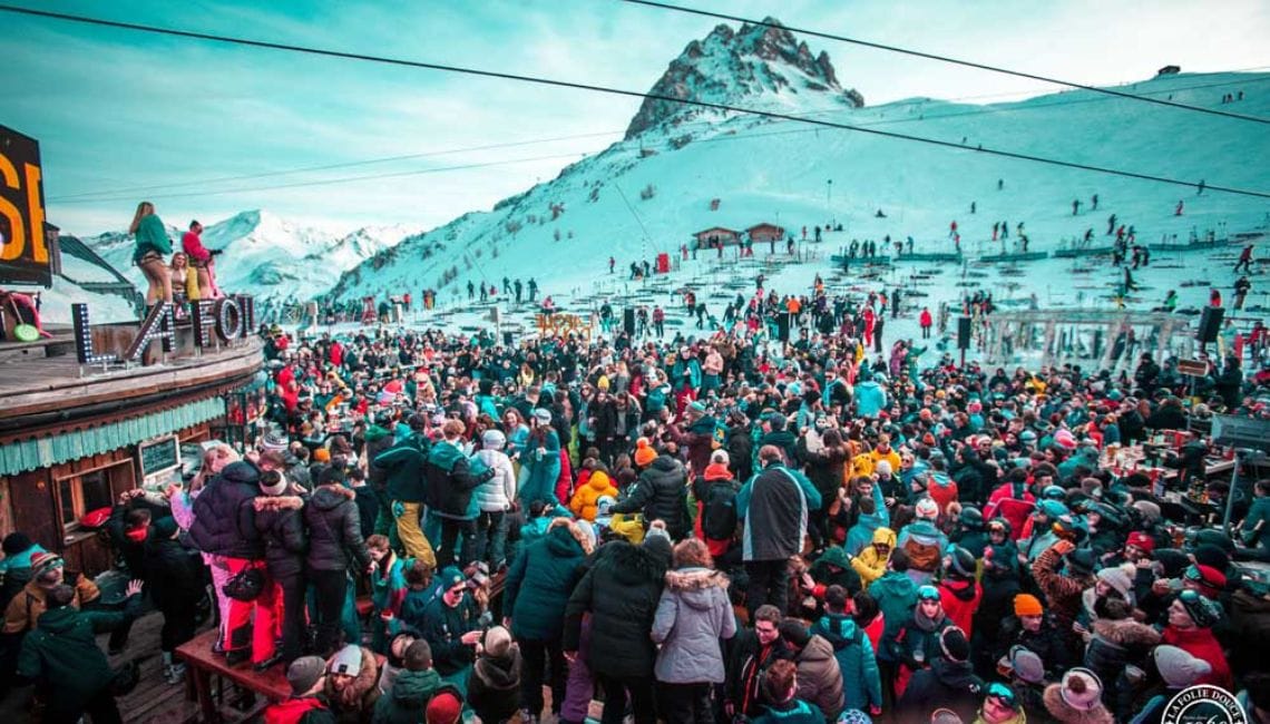 Best Après-Ski Bars and Nightlife Hotspots in Val d'Isère