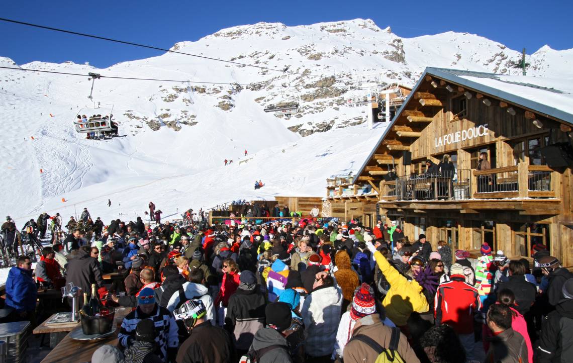 The Best Après-Ski Bars and Nightlife Hotspots in Val Thorens - According to Those Who Have Been