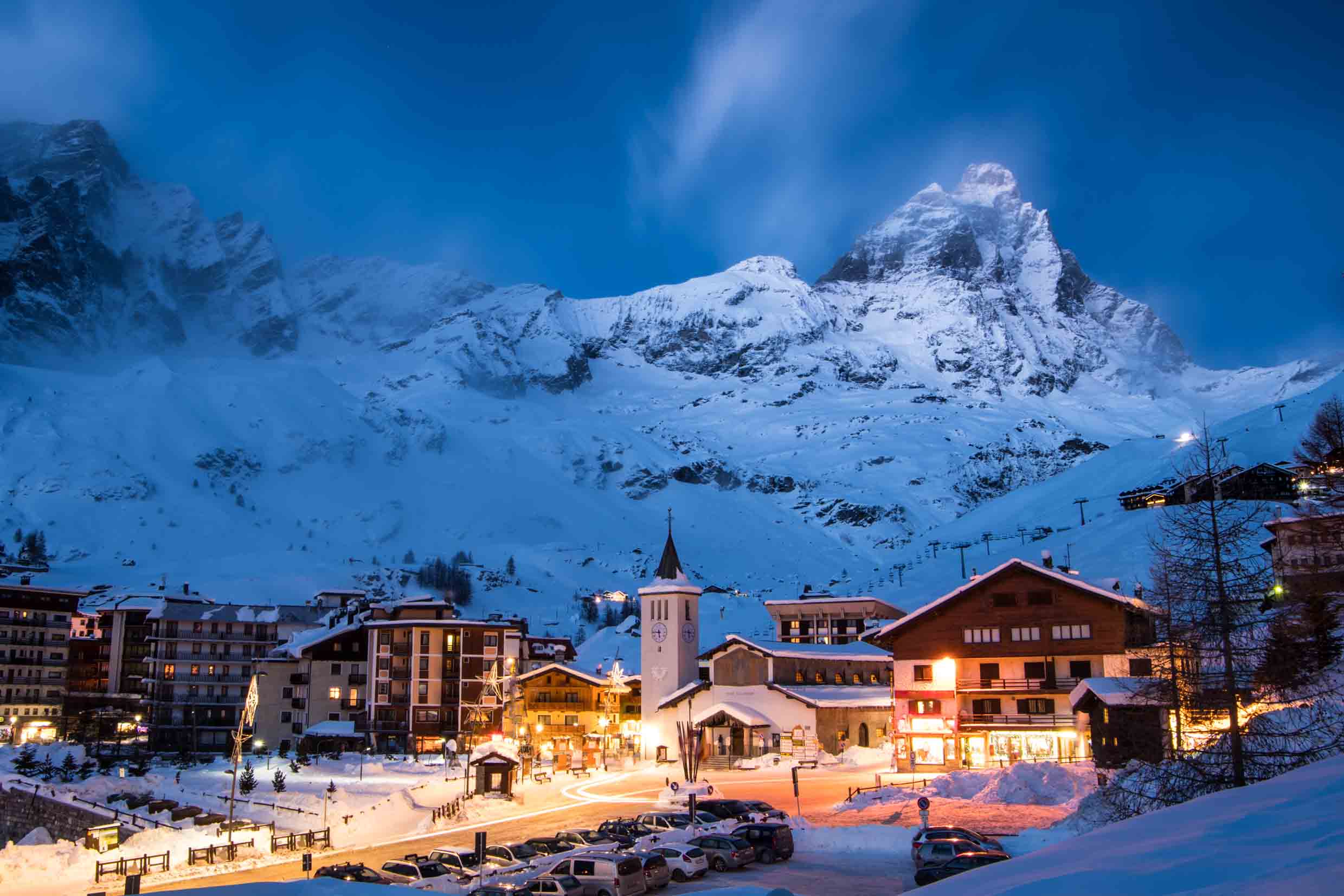 7 Reasons Why Cervinia is a Great Ski Resort