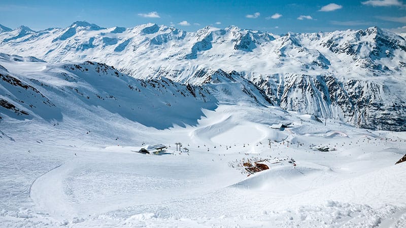 Wide open ski slopes in Solden