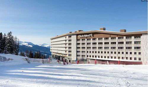 Piste leading into Club Med Les Arcs Panorama