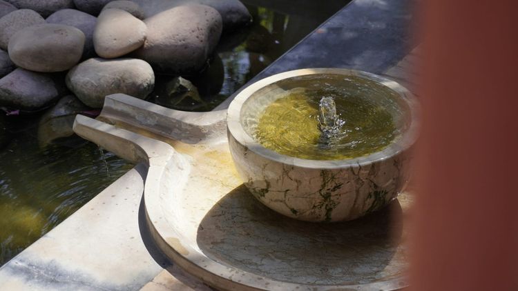 Journey of Water 07 - The Suspended Wisdom