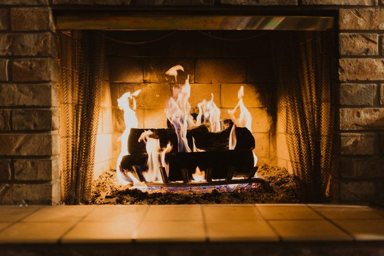 Fireplace, Soil, and Strings: The Health Wisdom They Teach Us