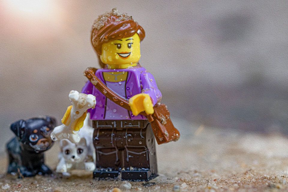 Ako začať? Prvá kniha je ako prvý pes. Máte príbeh, nemáte skúsenosti, dajte na rady skúsenejších, hovorí Ľubica Bátoryová