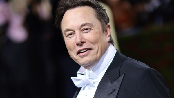 What Elon Musk's messages tell us