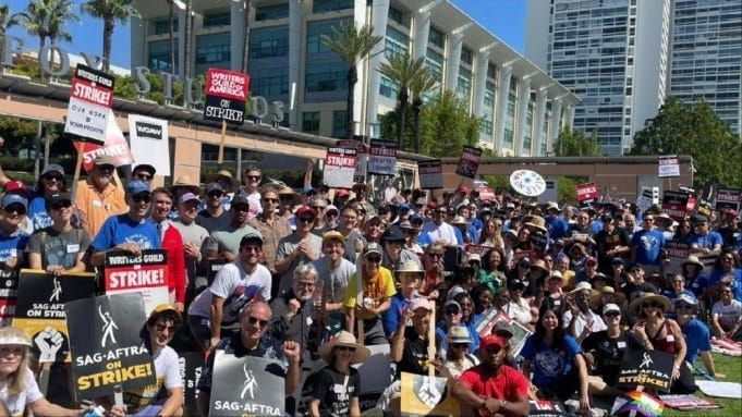 Showrunners Set Meeting With WGA Leadership
